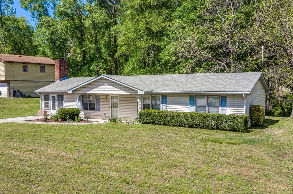 825 Ray Dr Nw, Conyers, GA 30012