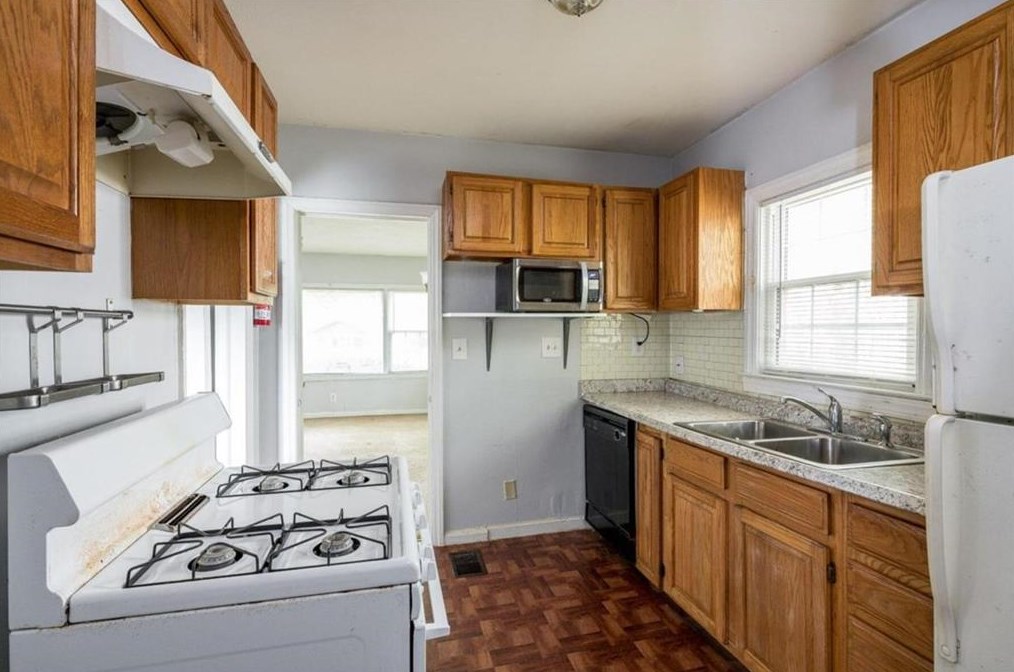 1570 Overland Ter, Atlanta GA  30317-2313 exterior