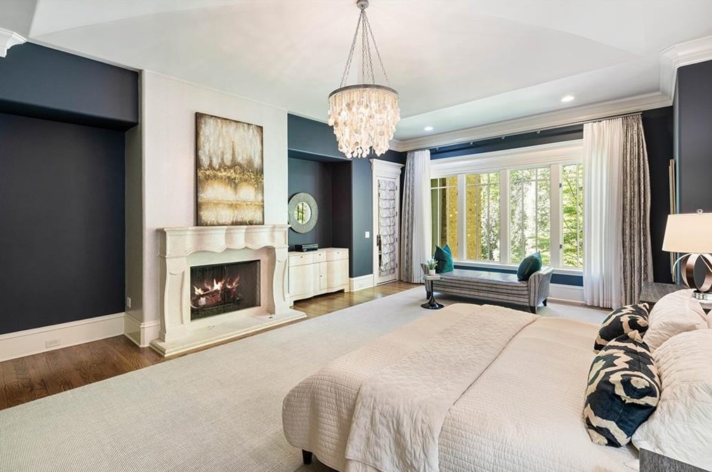 5790 Winterthur Ln, Atlanta GA  30328-4624 exterior