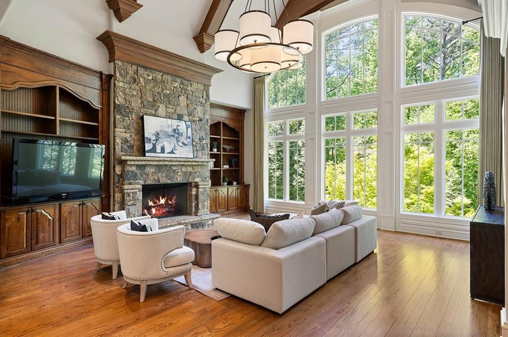 5790 Winterthur Ln, Atlanta GA  30328-4624 exterior