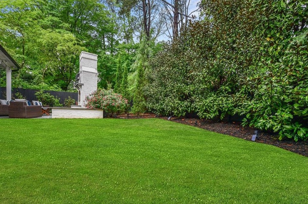 408 Woodhaven Dr, Decatur GA  30030-1648 exterior