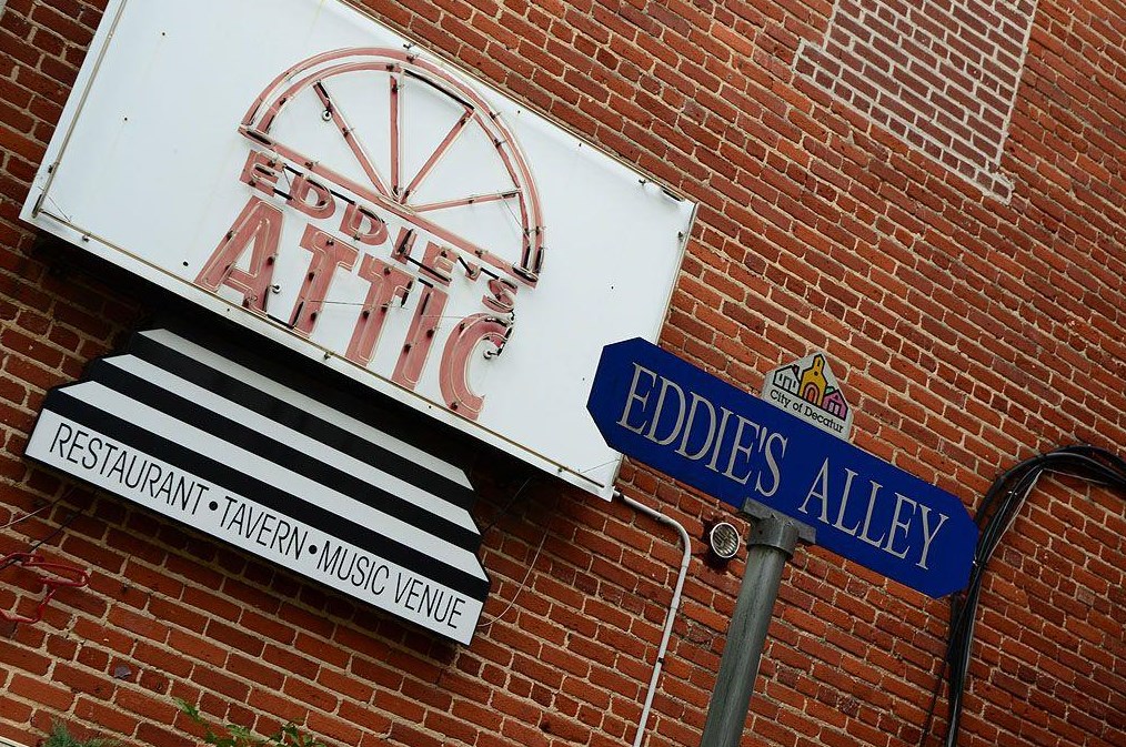 408 Woodhaven Dr, Decatur GA  30030-1648 exterior