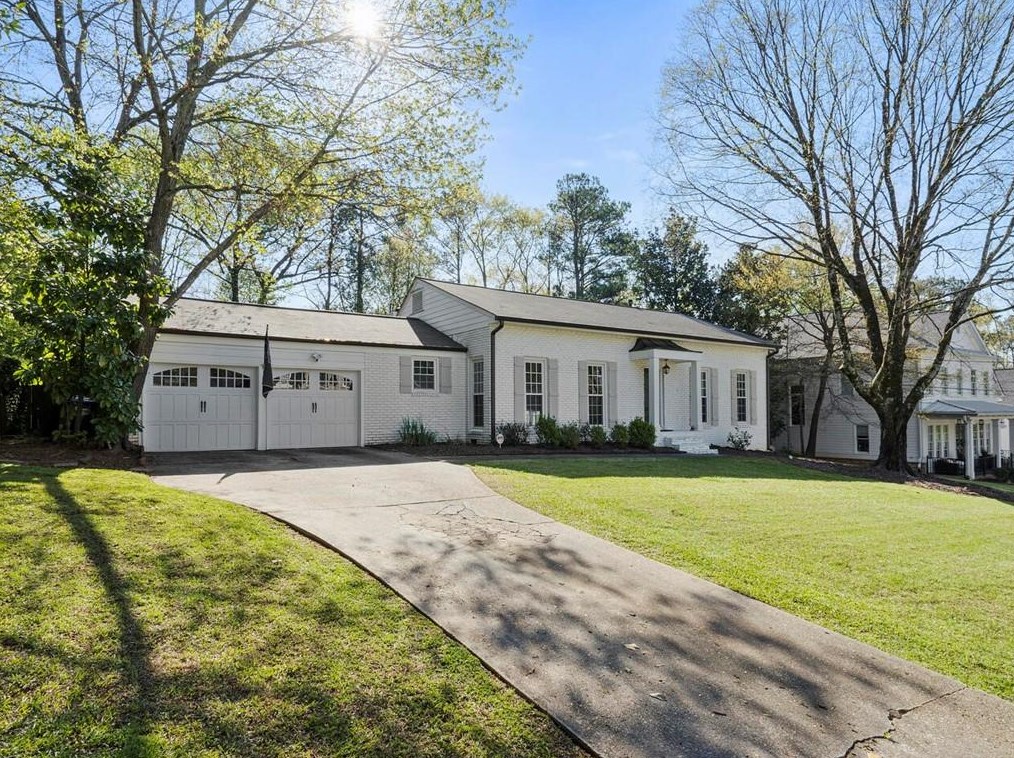 5305 Green Hill Pl, Atlanta, GA 30342
