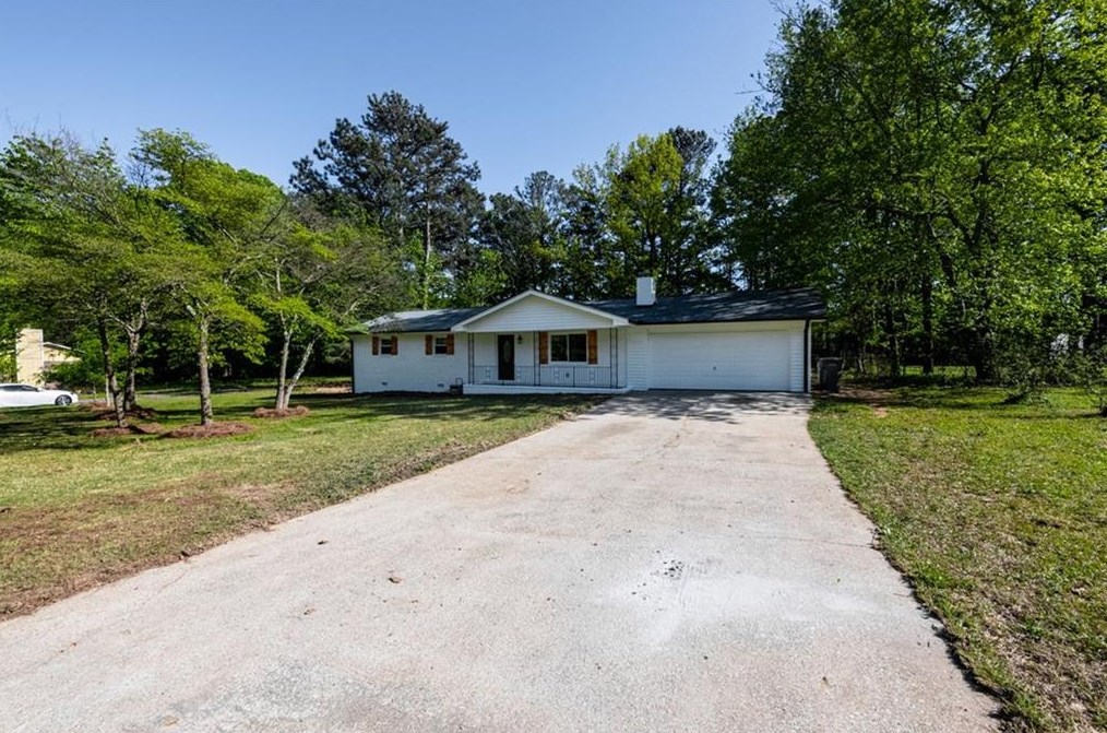 4229 Clearview Dr, Douglasville, GA 30134-2603