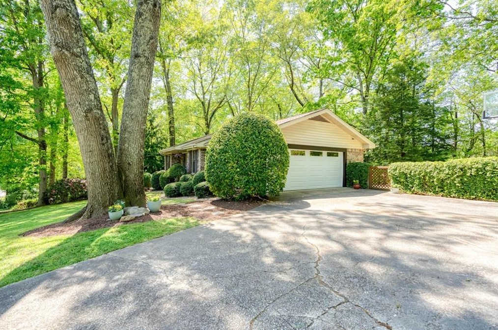 172 Wana Cir Se, Mableton, GA 30126
