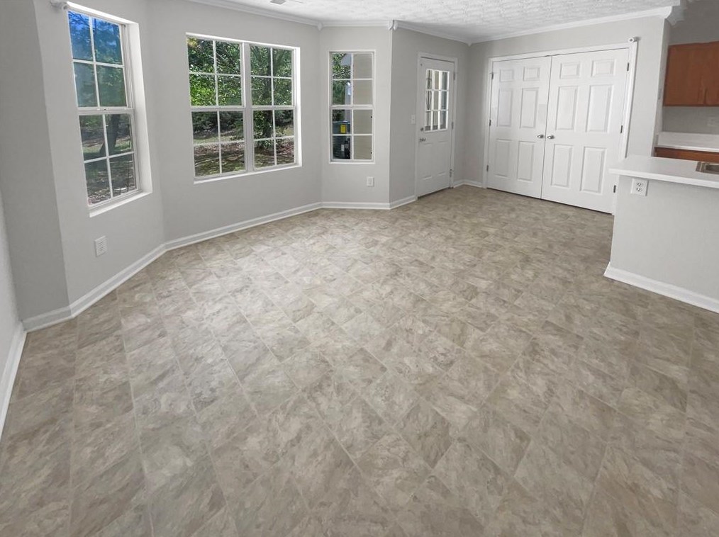 3158 Kingswood Gln, Decatur GA  30034-6716 exterior