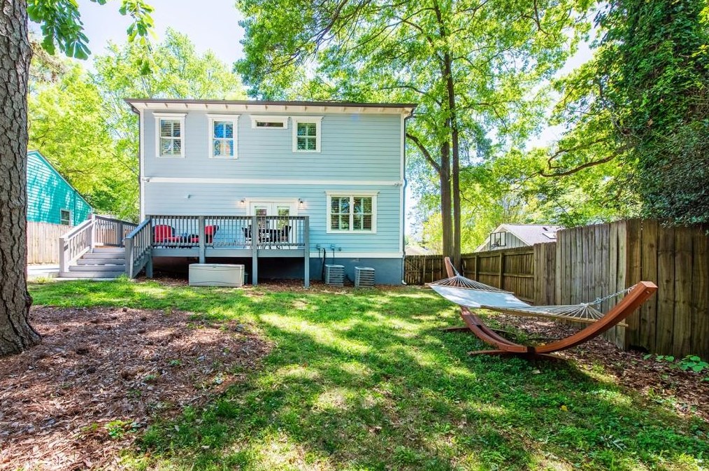 1403 Oldfield Rd, Decatur GA  30030-4554 exterior