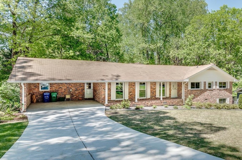 2598 Rangewood Dr, Atlanta, GA 30345-1514