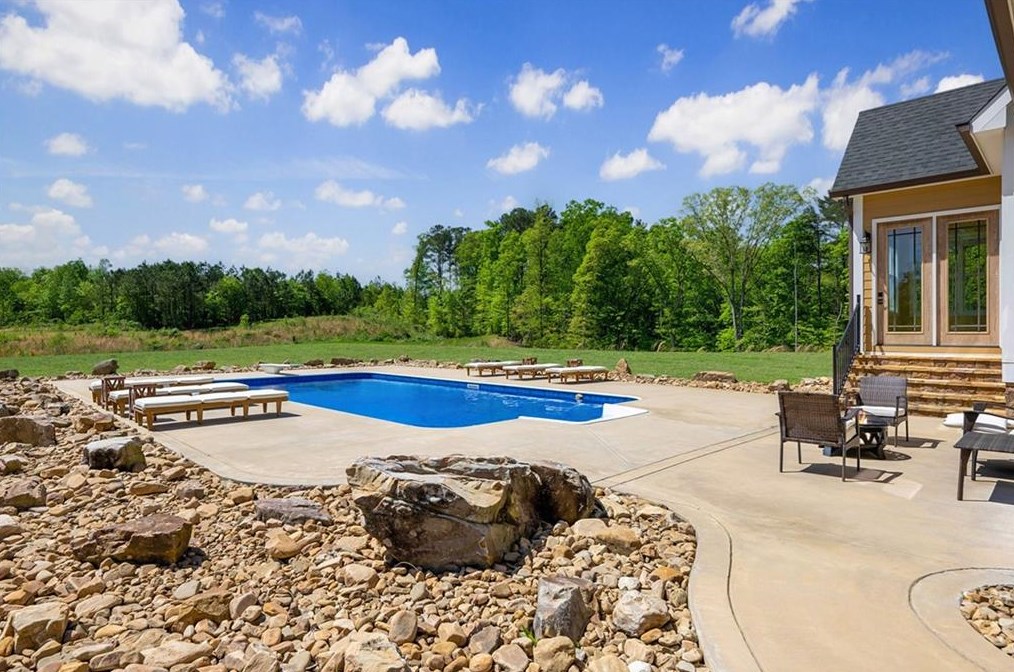 3163 Underwood Rd Ne, Dalton, GA 30721