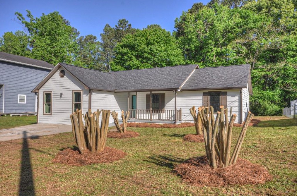 1330 Winslow Dr, Jonesboro, GA 30238-8006