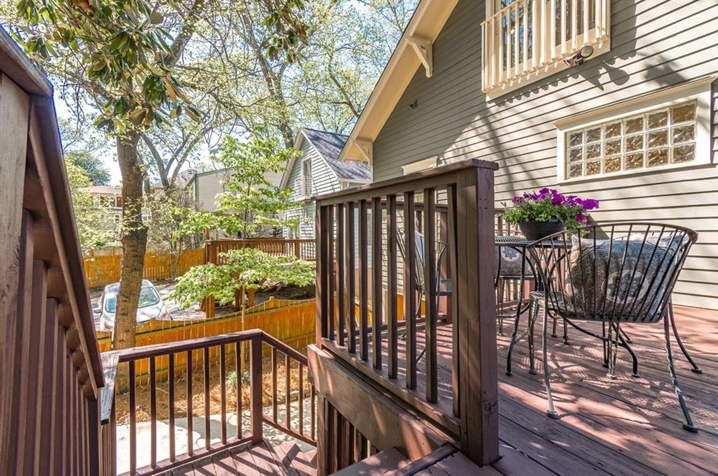 2149 Oakview Rd, Atlanta GA  30317-2637 exterior