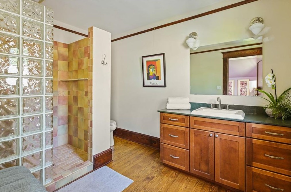 153 Kings Hwy, Decatur GA  30030-5224 exterior