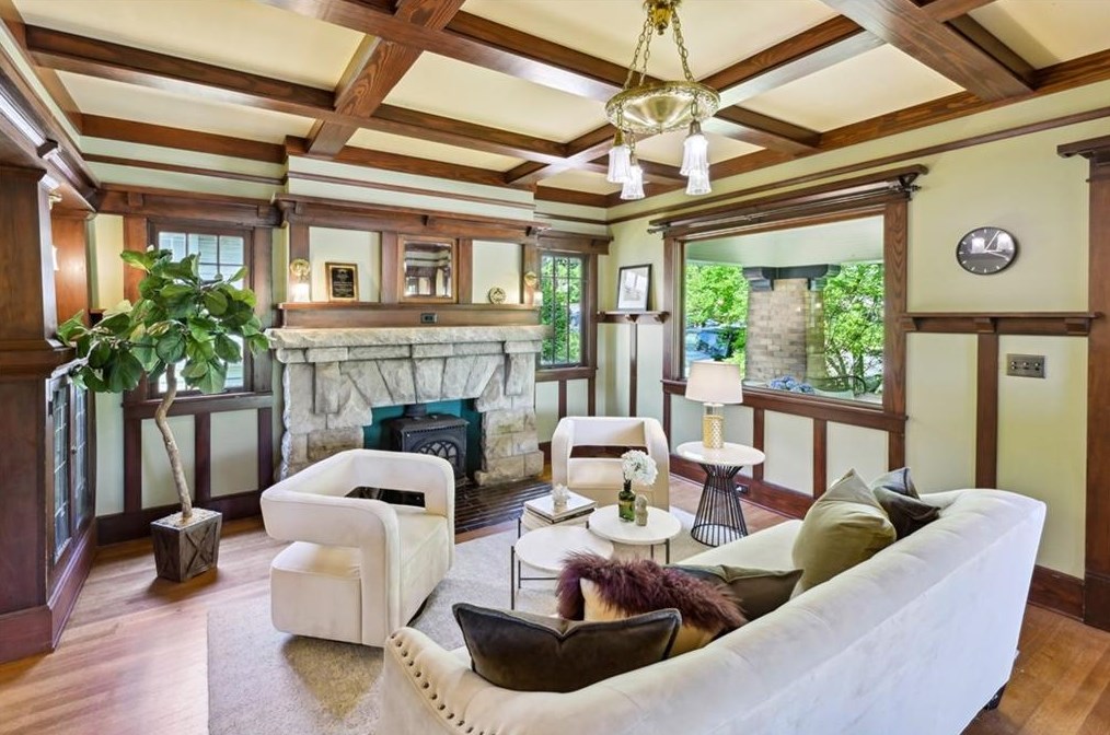 153 Kings Hwy, Decatur GA  30030-5224 exterior