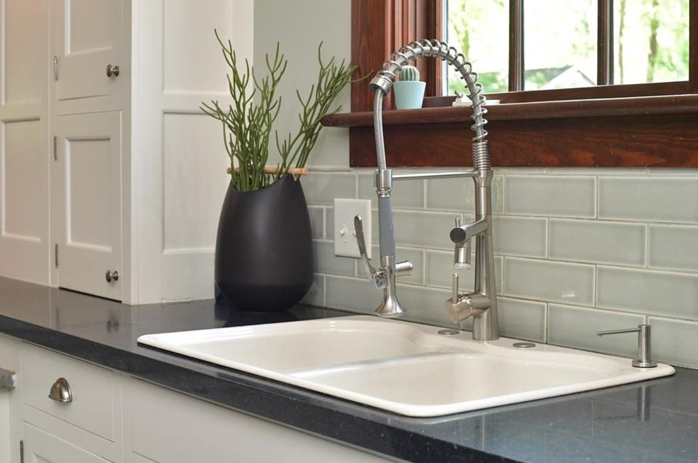 153 Kings Hwy, Decatur GA  30030-5224 exterior