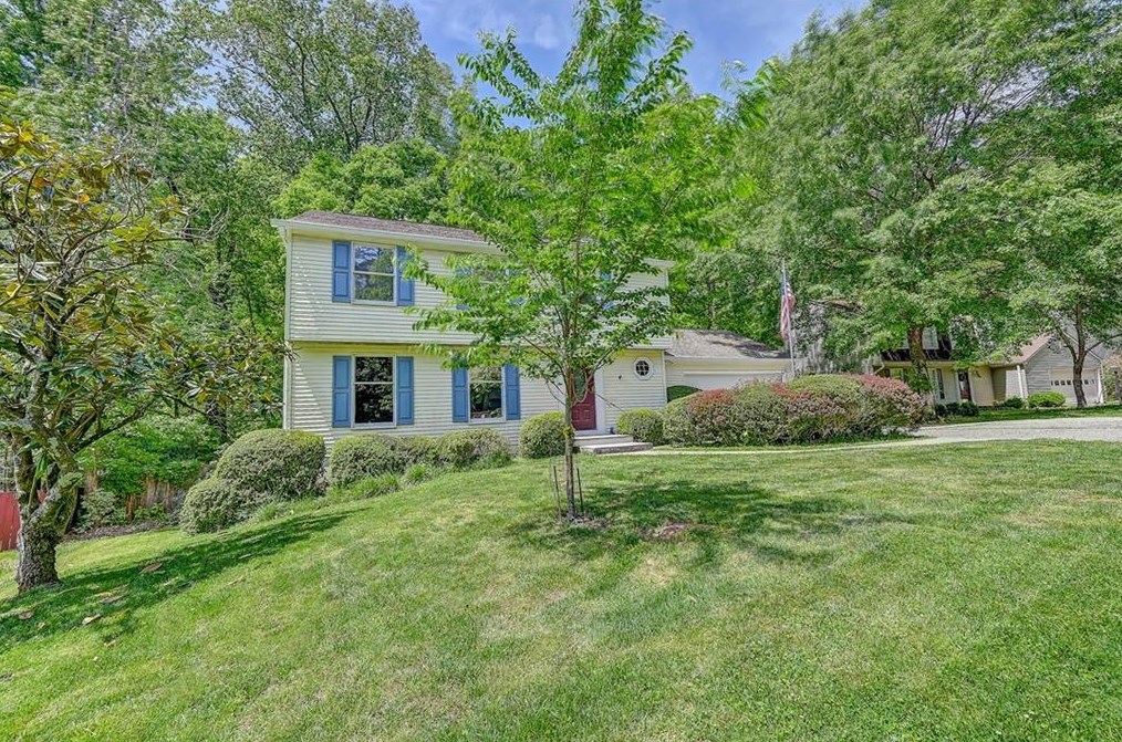 580 Sailwind Dr, Roswell, GA 30076-2929