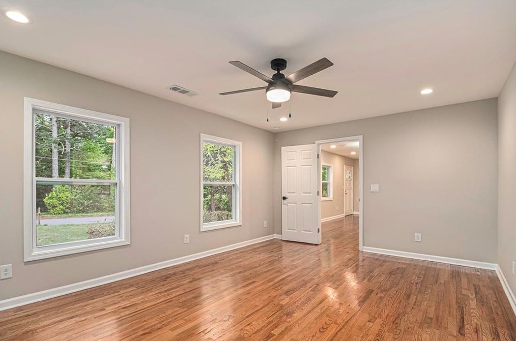 2994 Westbury Dr, Decatur GA  30033-6010 exterior