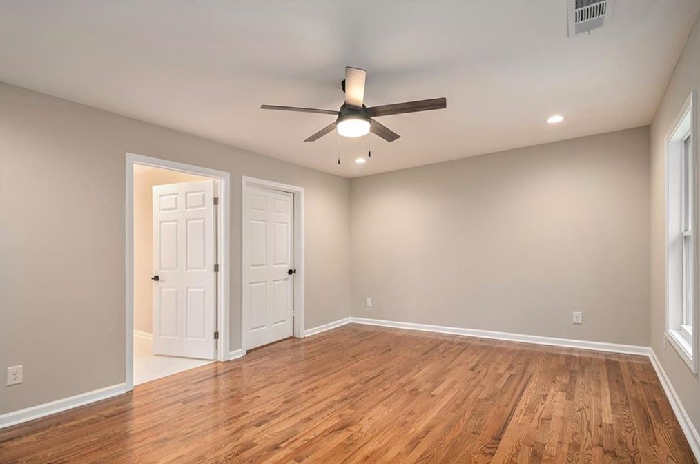 2994 Westbury Dr, Decatur GA  30033-6010 exterior