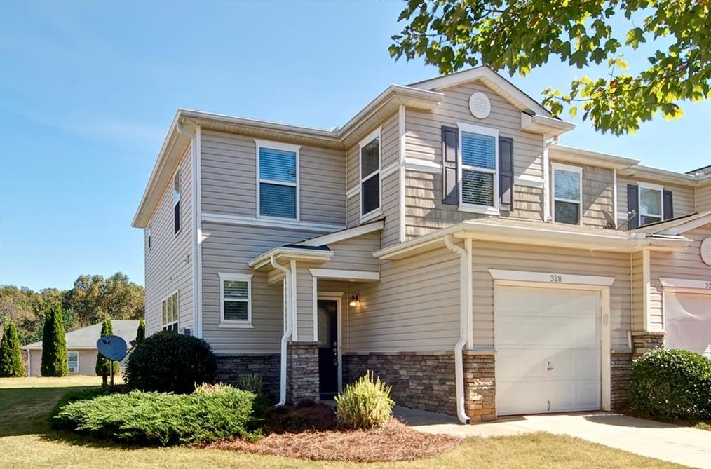 328 Oak Leaf Pl, Acworth, GA 30102