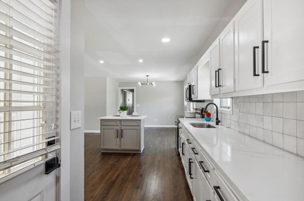 309 Milton Ave, Alpharetta GA  30009-1513 exterior