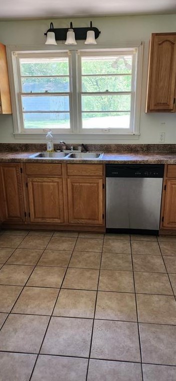2 Church St, Cave Spring, GA 30124