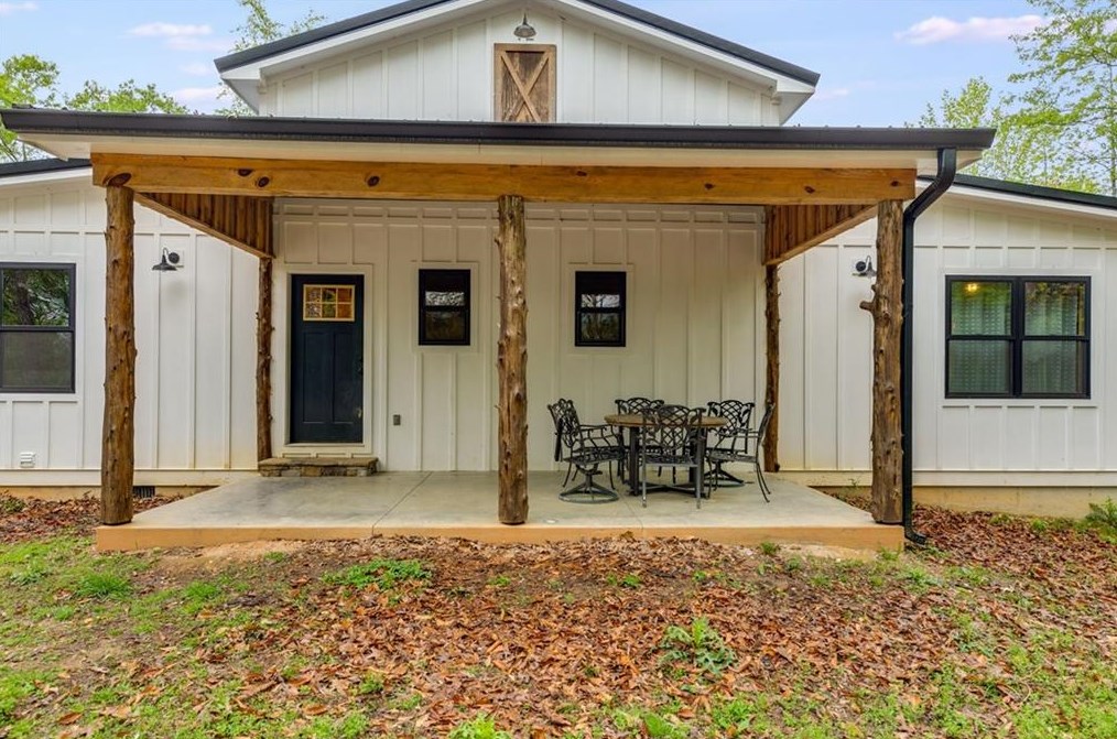 2343 Hills Creek Rd, Taylorsville, GA 30178