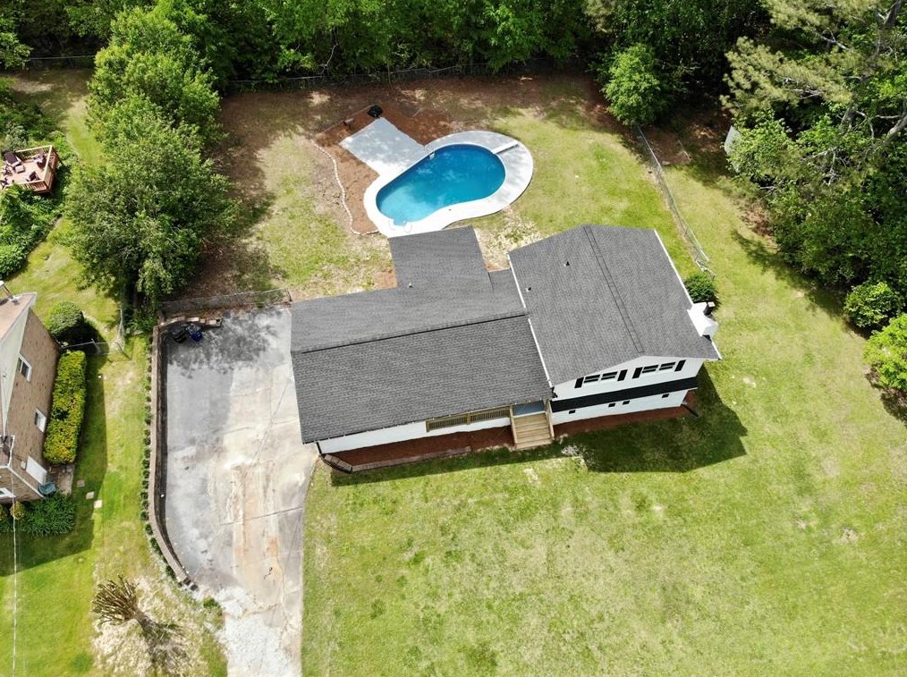 8465 Timberlane Dr, Douglasville, GA 30134-1084