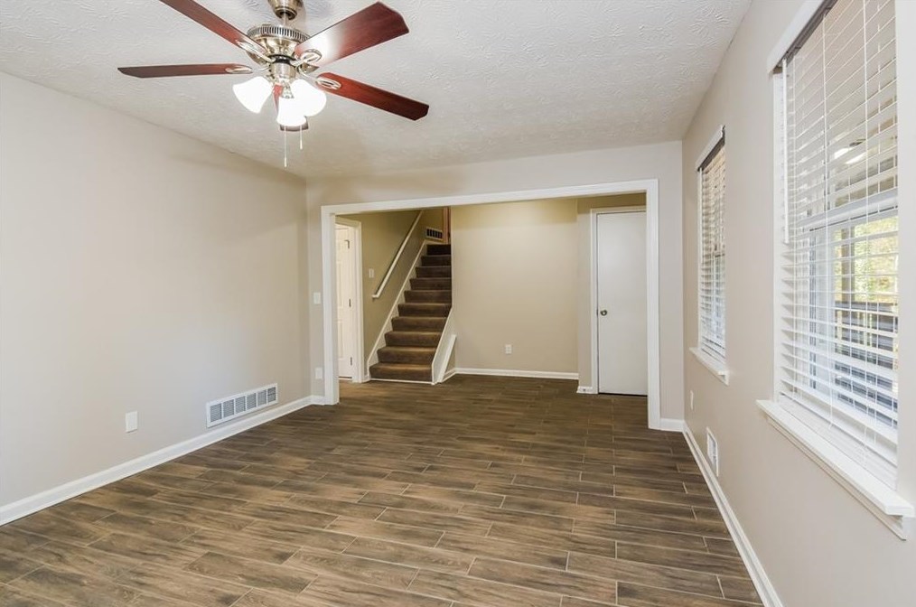 106 Mill Gate Dr, Dallas, GA 30157-1021