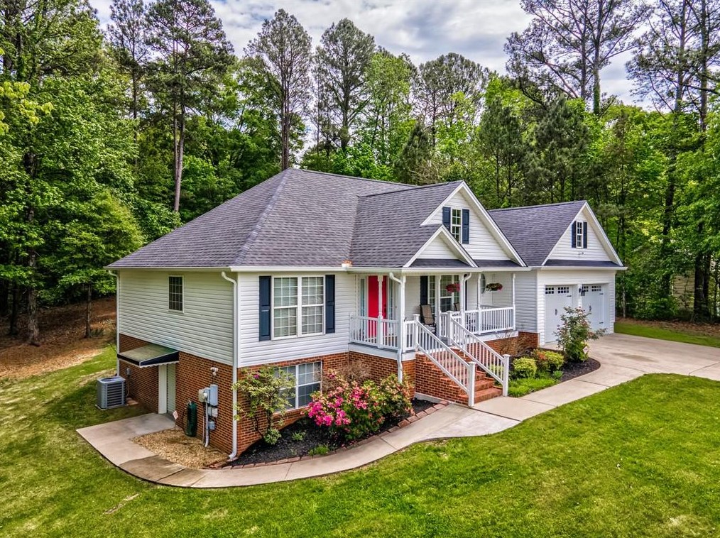 227 Bloomington Dr, Dalton, GA 30721