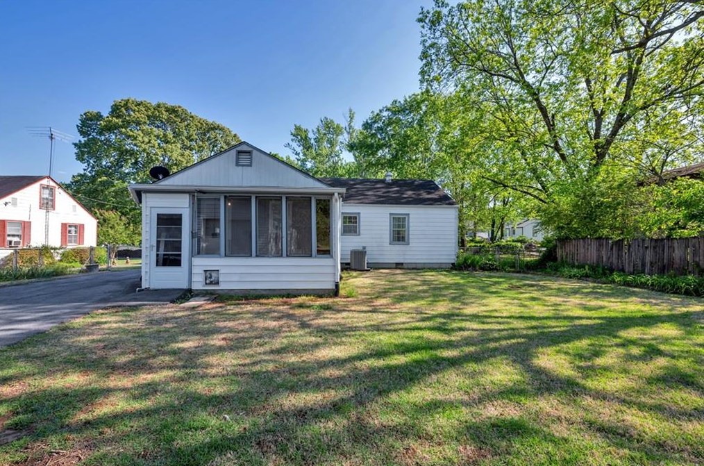 699 Medford Pl, Smyrna, GA 30080-1167