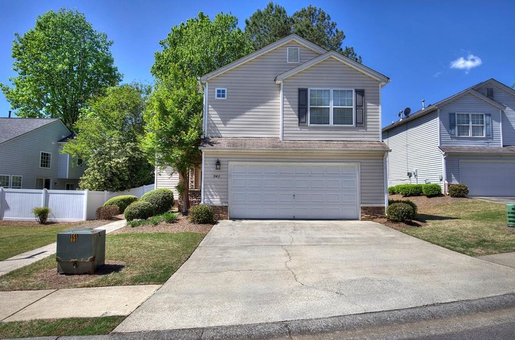 943 Windcroft Cir Nw, Acworth, GA 30101