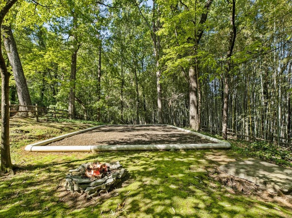 3788 Powers Ferry Rd, Atlanta GA  30342-4423 exterior