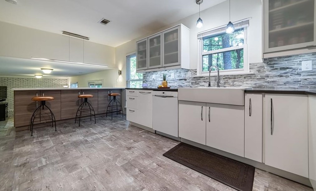 2970 Cedar Knoll Dr, Roswell, GA 30076