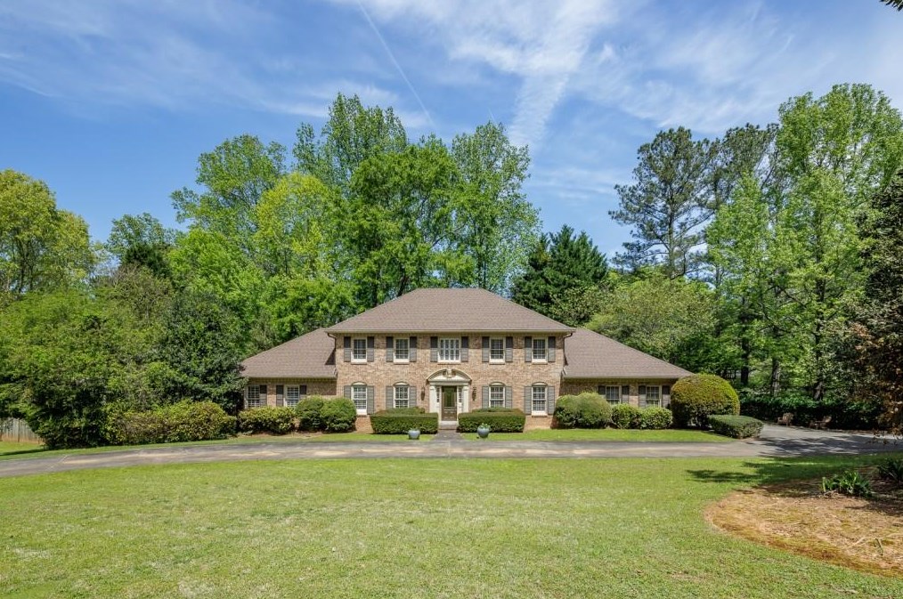 5352 Trowbridge Dr, Atlanta, GA 30338-3630