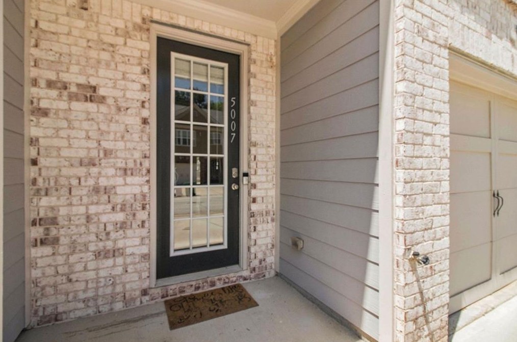 5007 Longview Walk, Decatur GA  30035-4190 exterior