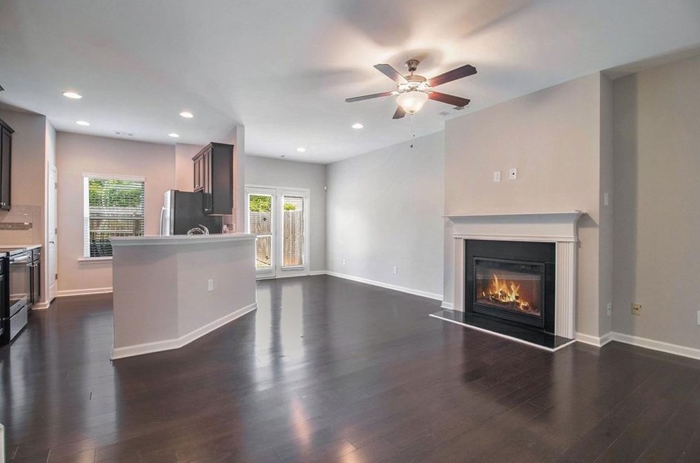 5007 Longview Walk, Decatur GA  30035-4190 exterior