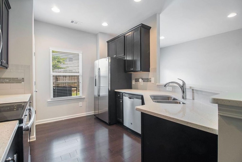 5007 Longview Walk, Decatur GA  30035-4190 exterior