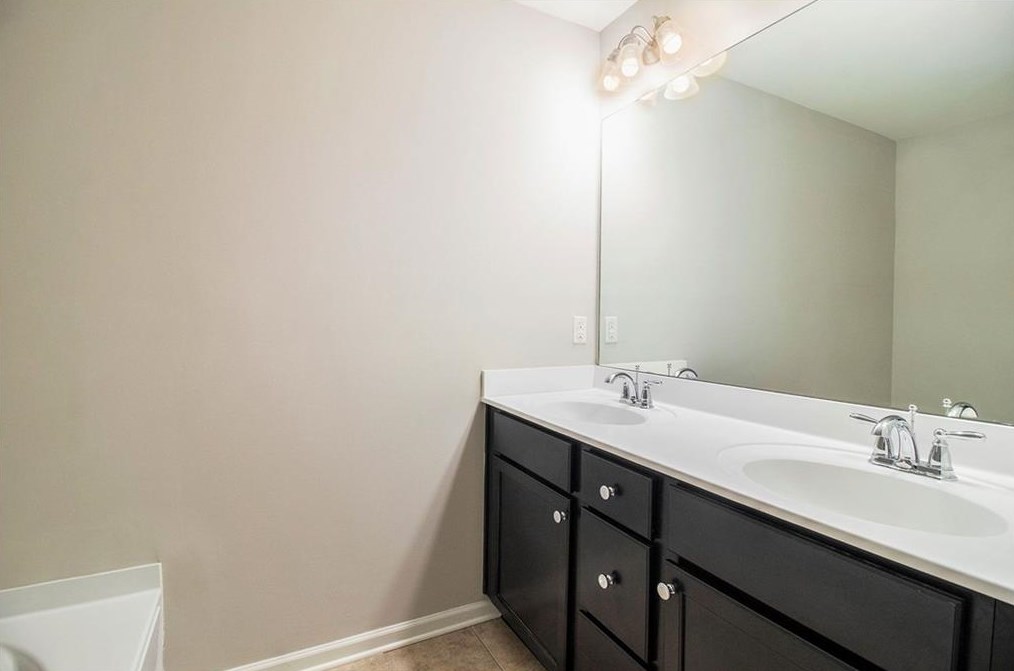 5007 Longview Walk, Decatur GA  30035-4190 exterior