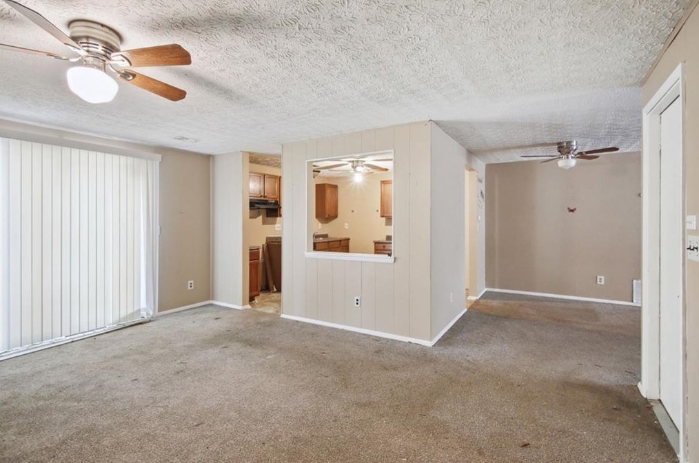 9265 Forest Knoll Dr, Jonesboro GA  30238-5719 exterior