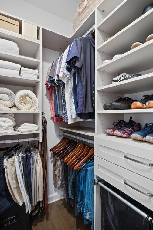 207 Devore Rd, Alpharetta GA  30009-0019 exterior