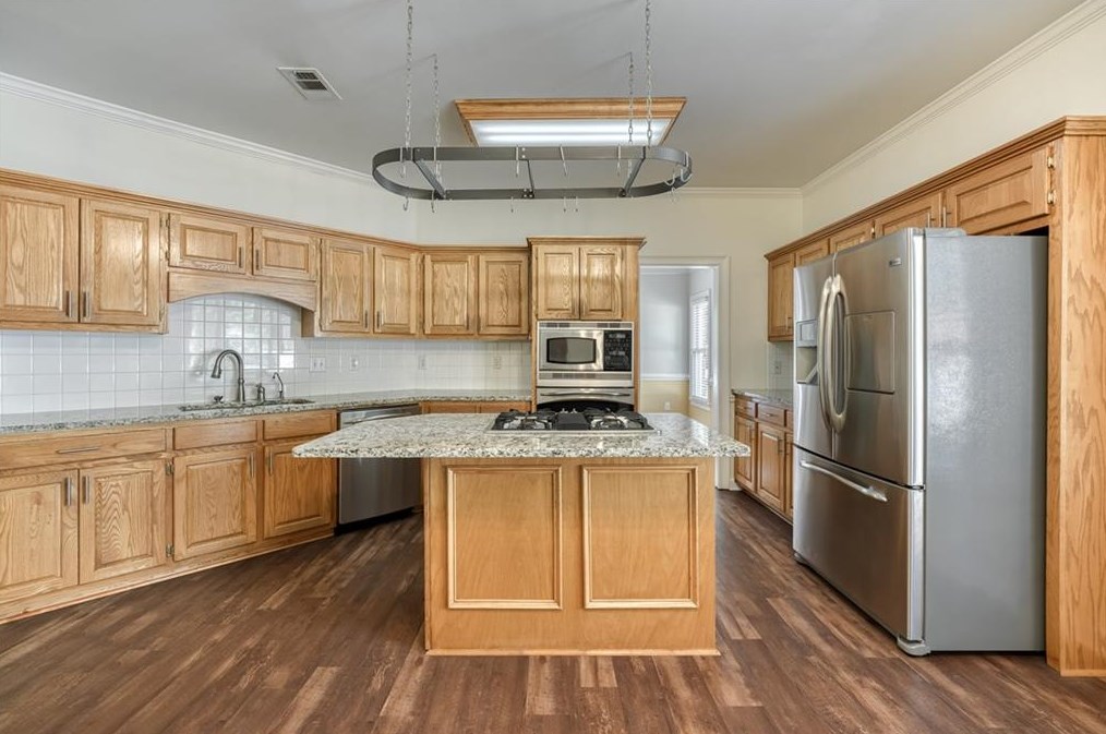 1015 Lewis Ridge Cir, Lawrenceville GA  30045-8899 exterior