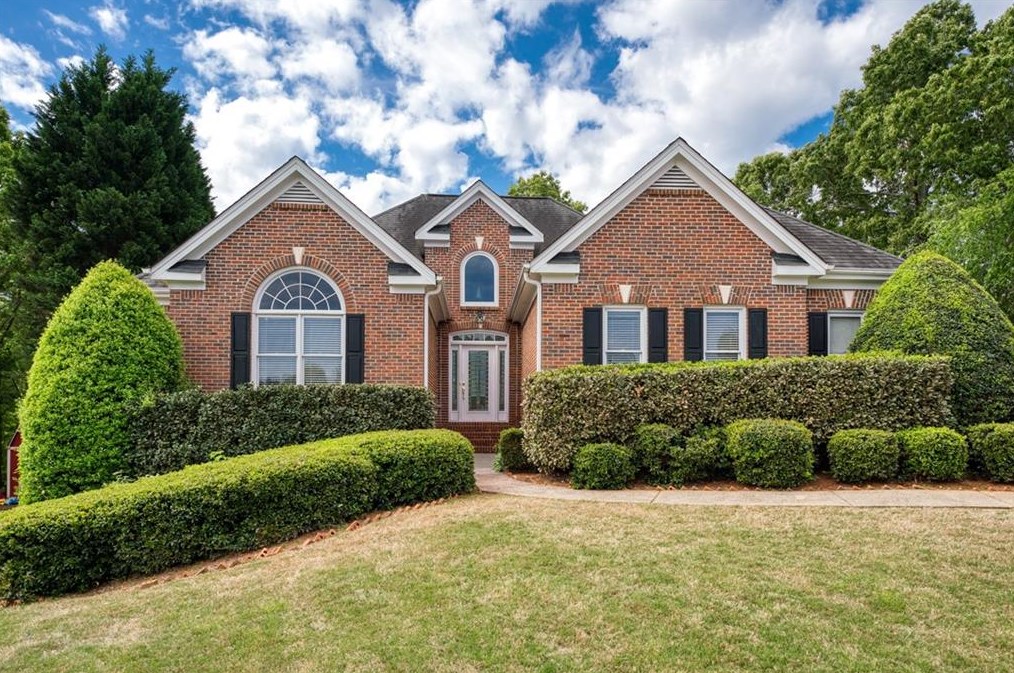 1015 Lewis Ridge Cir, Lawrenceville GA  30045-8899 exterior