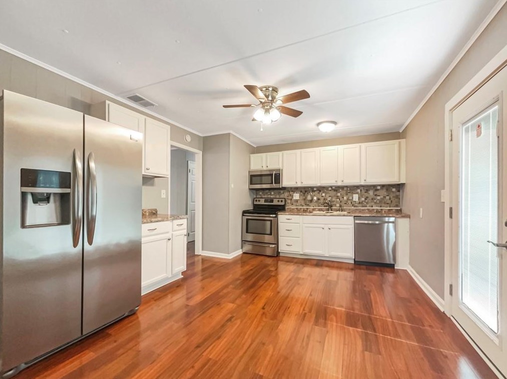 16 Westgate Park Ln, Newnan, GA 30263