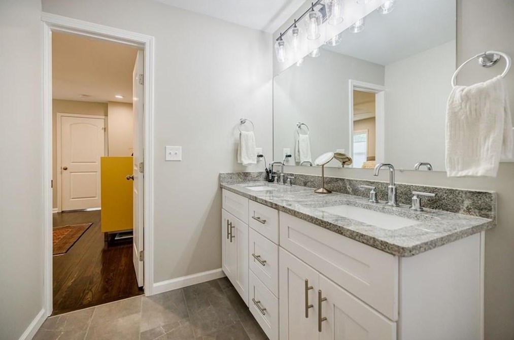 2844 Toney Dr, Decatur GA  30032-5747 exterior