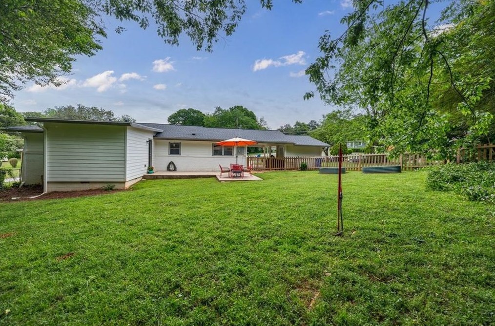 2844 Toney Dr, Decatur GA  30032-5747 exterior