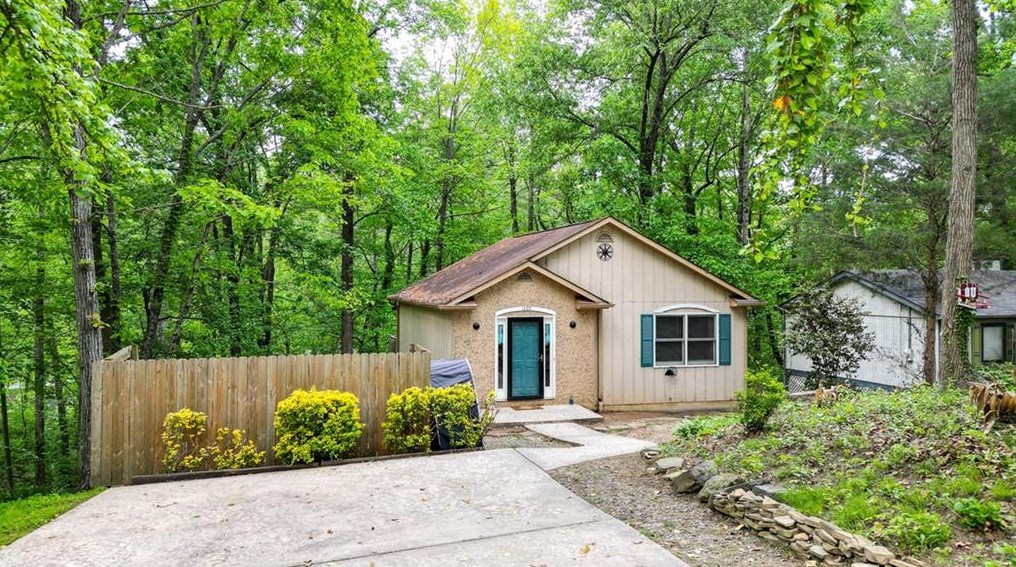 1495 Lakeside Trail, Cumming, GA 30041