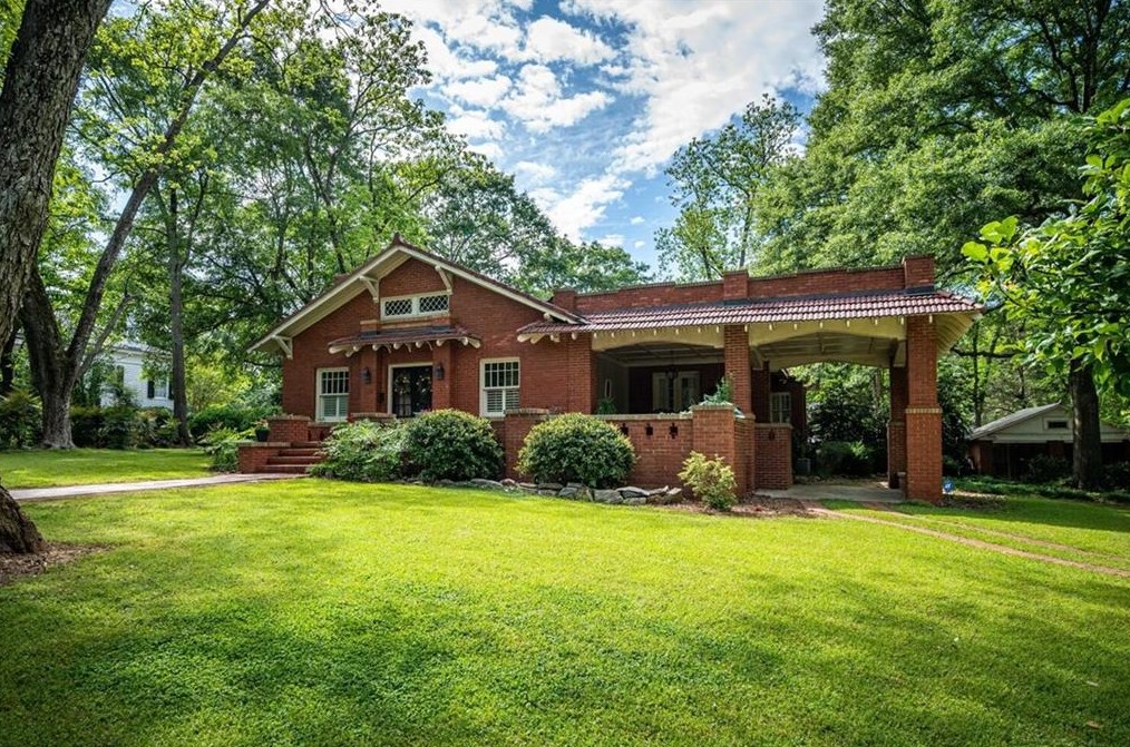 785 S Main St, Madison, GA 30650