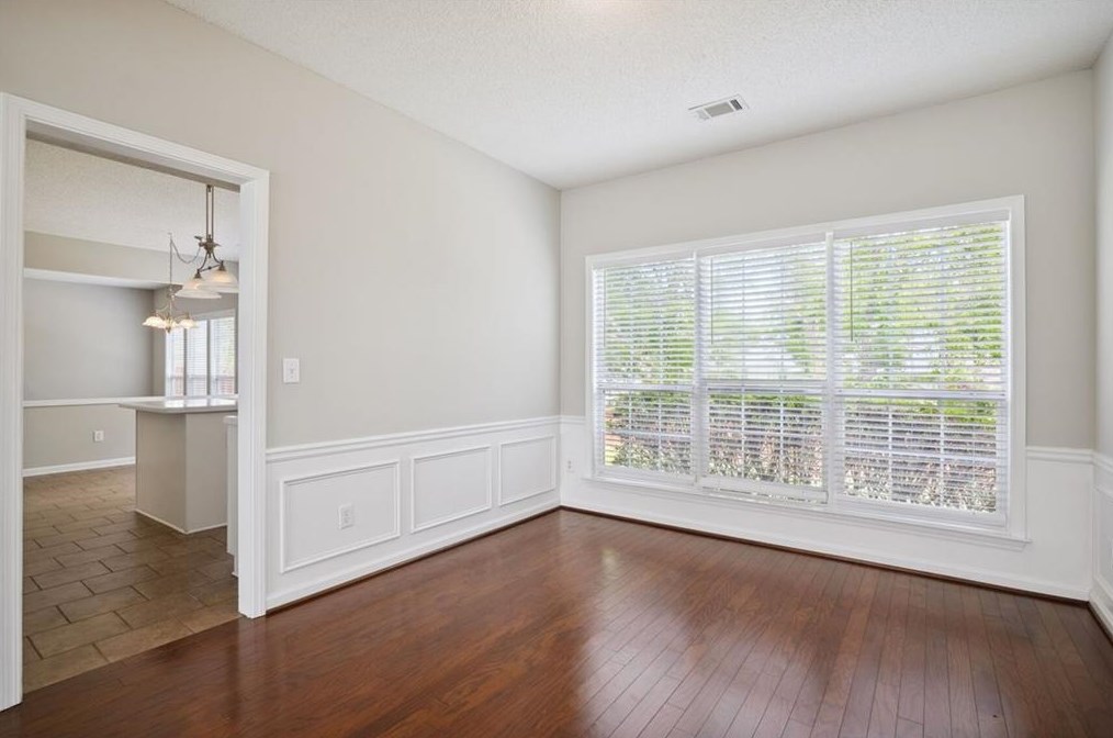 2490 Traywick Chase, Alpharetta GA  30004-4203 exterior