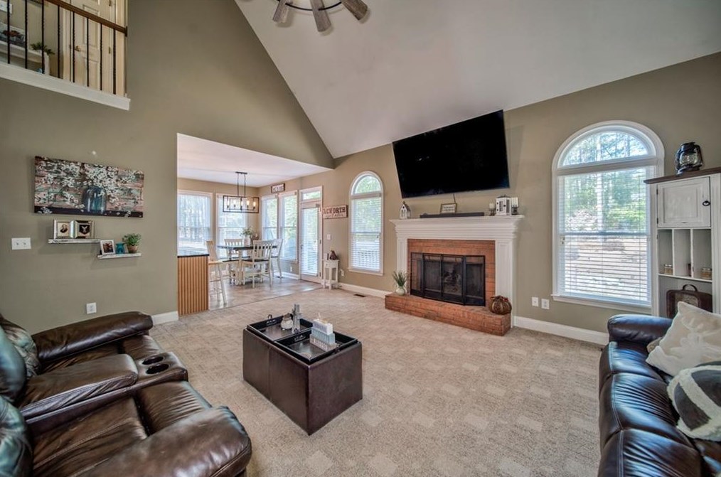 451 Graves Rd, Acworth, GA 30101-6175