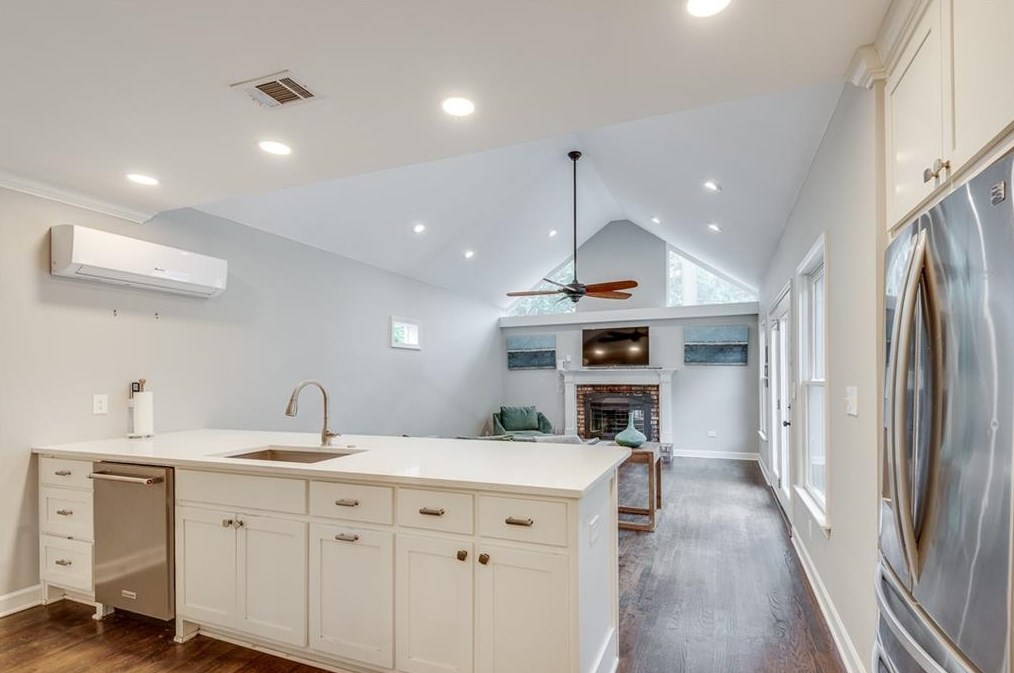 631 Wendan Dr, Decatur GA  30033-5550 exterior