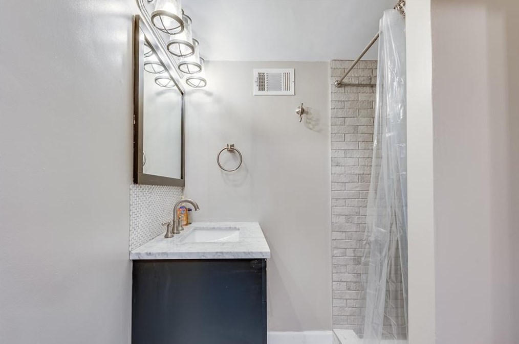 631 Wendan Dr, Decatur GA  30033-5550 exterior